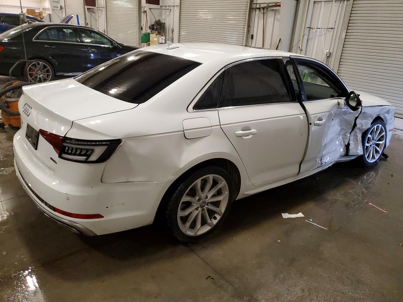 2019 Audi A4 Premium Plus - Фото 3
