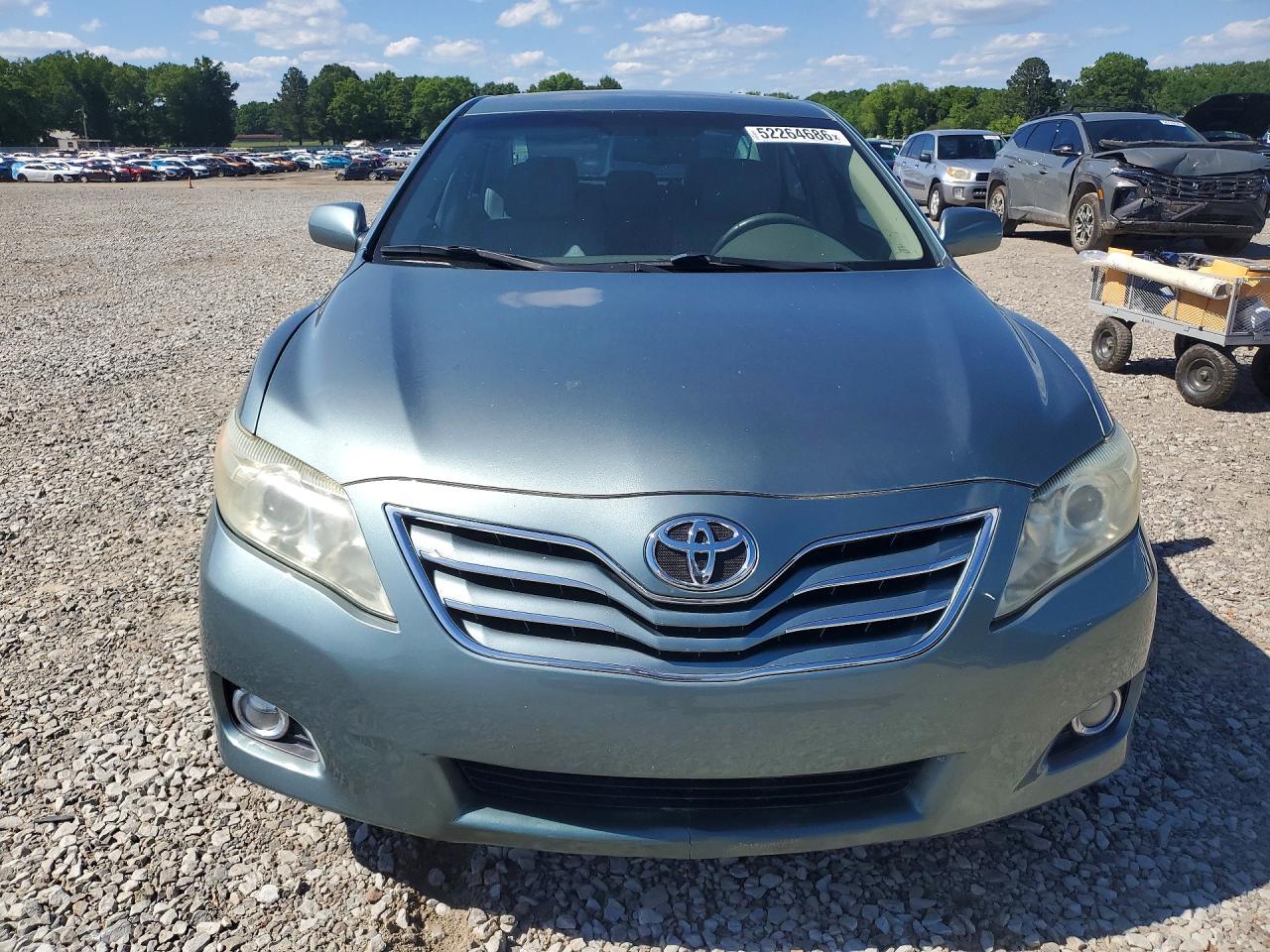 2010 Toyota Camry Xle V6 - Фото 5