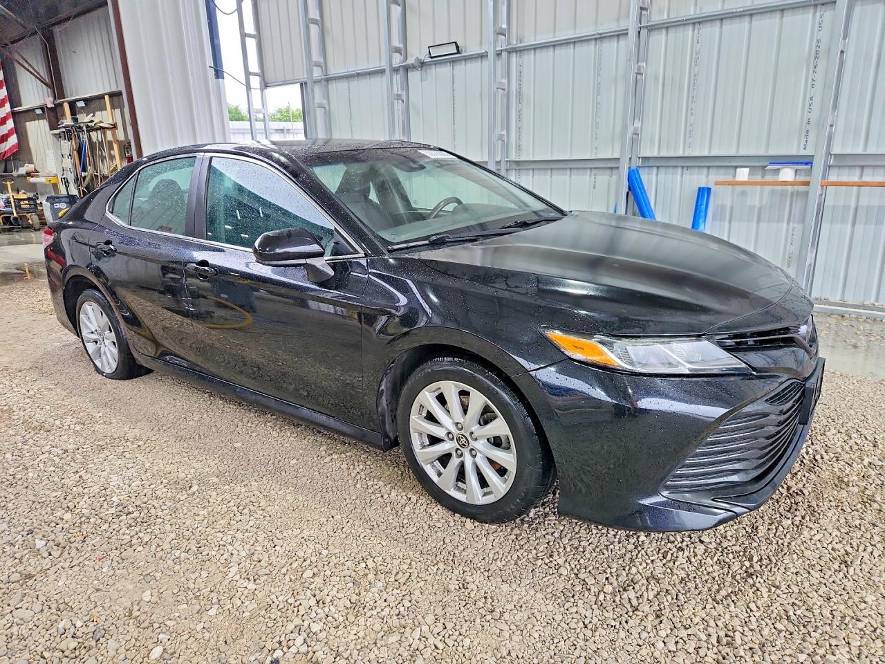 2020 Toyota Camry - Фото 4