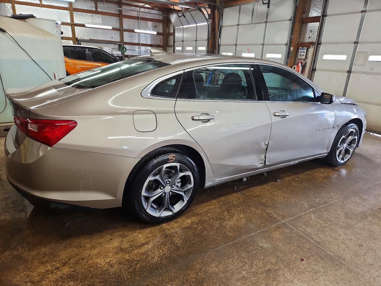 2024 Chevrolet Malibu Lt - Image 3