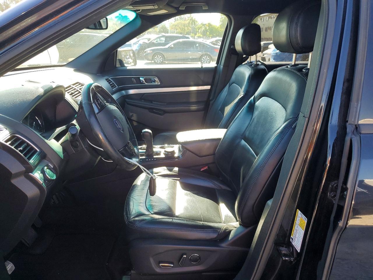 2016 Ford Explorer Xlt - Image 7