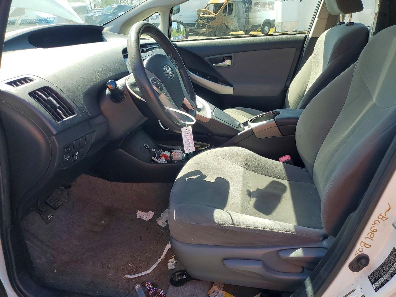 2013 Toyota Prius Three - Фото 7