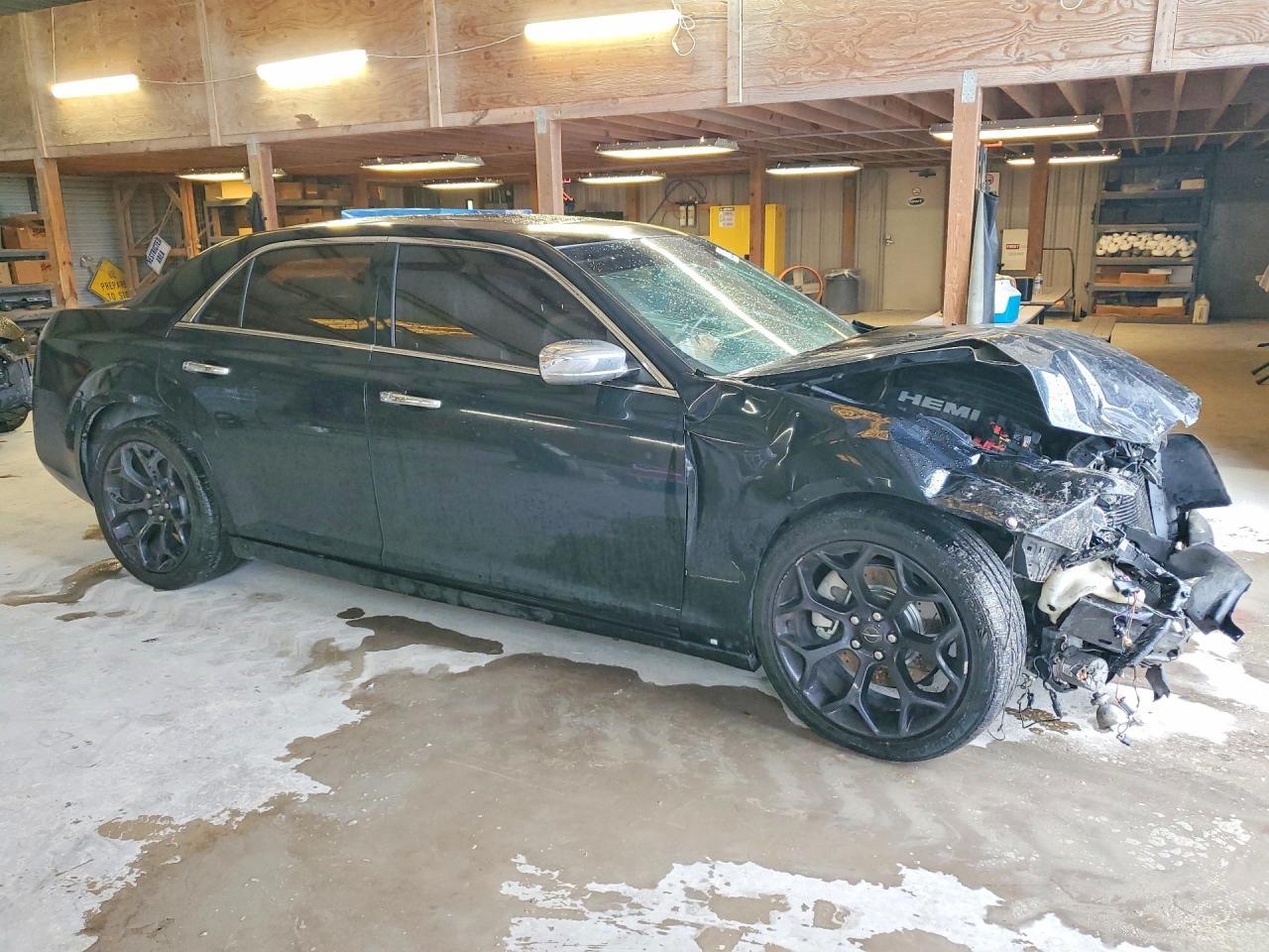 2012 Chrysler 300C - Фото 4