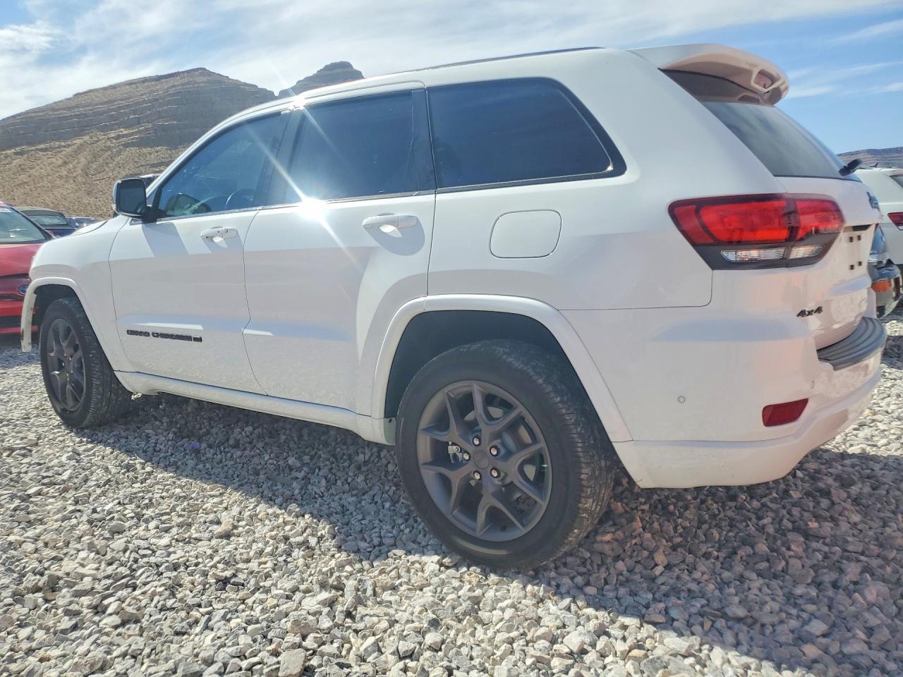 2021 Jeep Grand Cherokee Limited - Фото 2