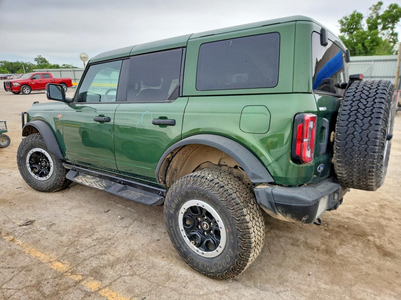 2025 Ford Bronco Badlands - Фото 2
