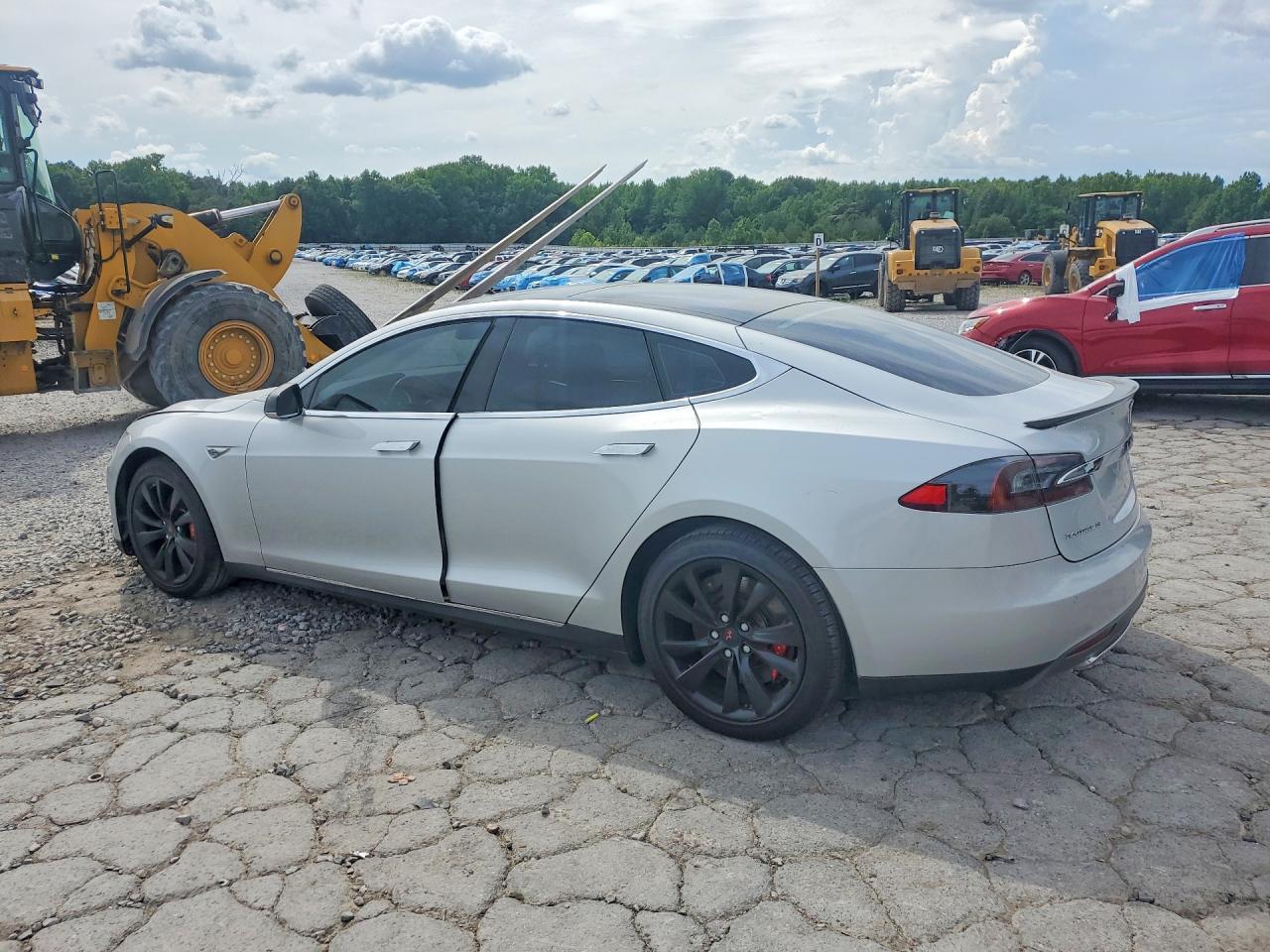 2013 Tesla Model S - Фото 2