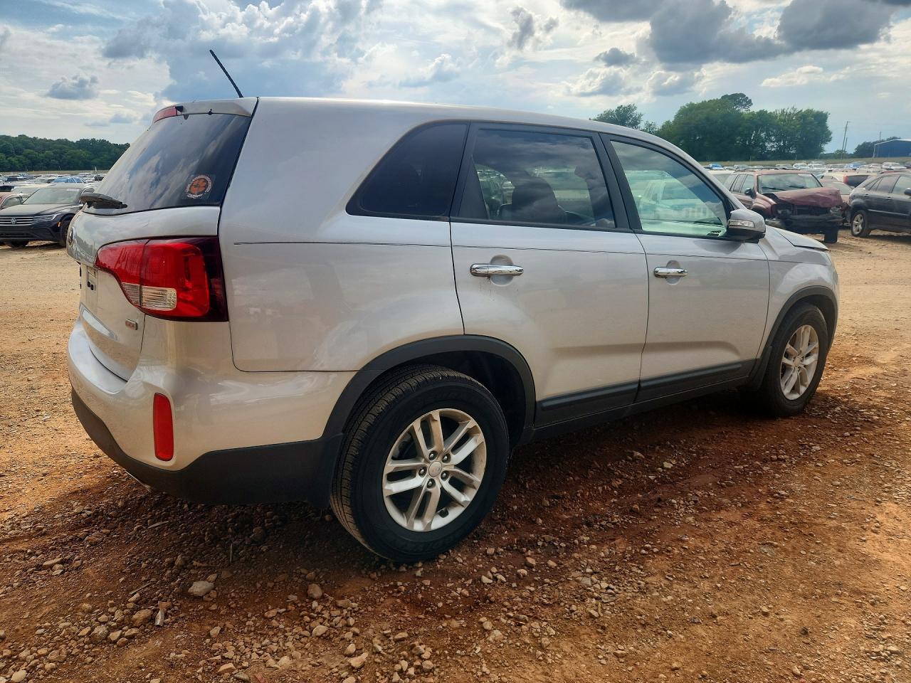 2014 Kia Sorento Lx - Image 3