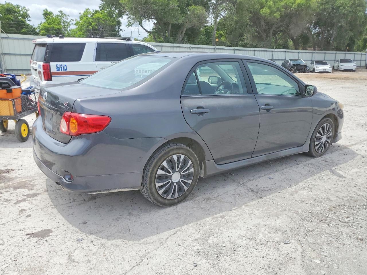 2009 Toyota Corolla S - Фото 3