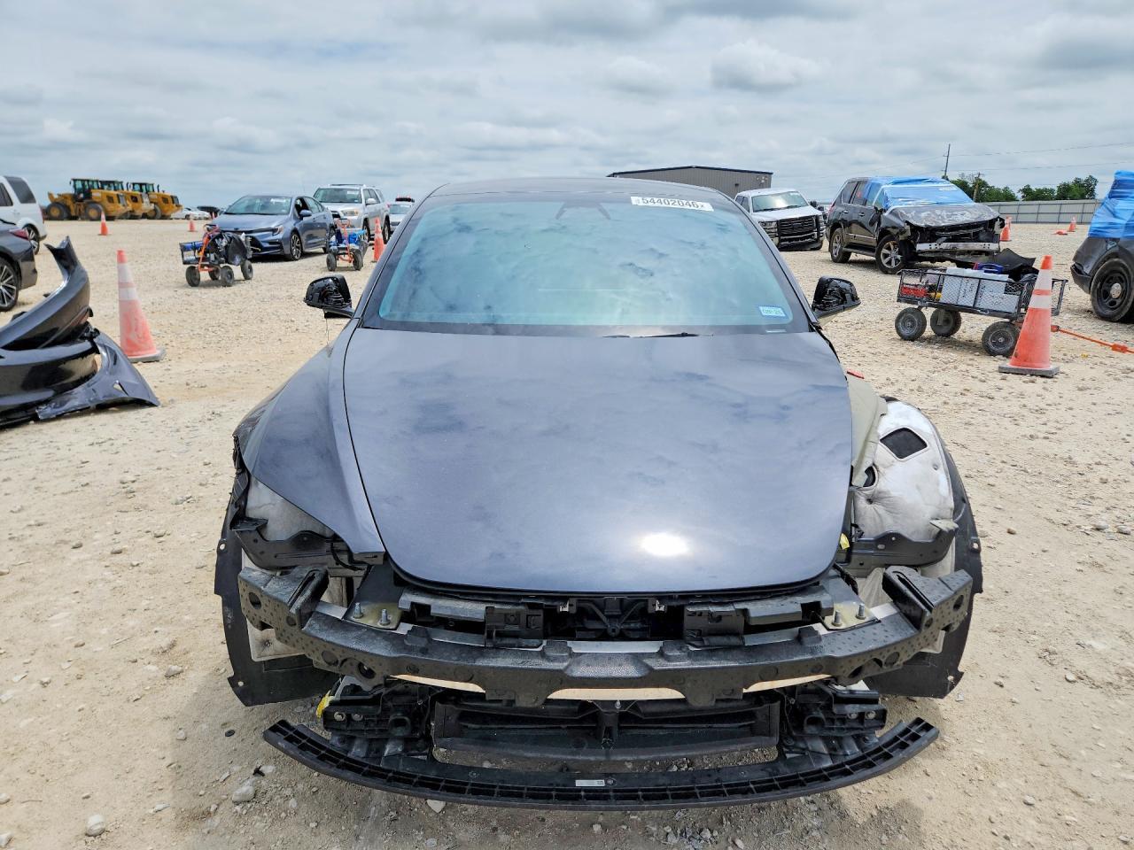 2024 Tesla Model 3 - Фото 5