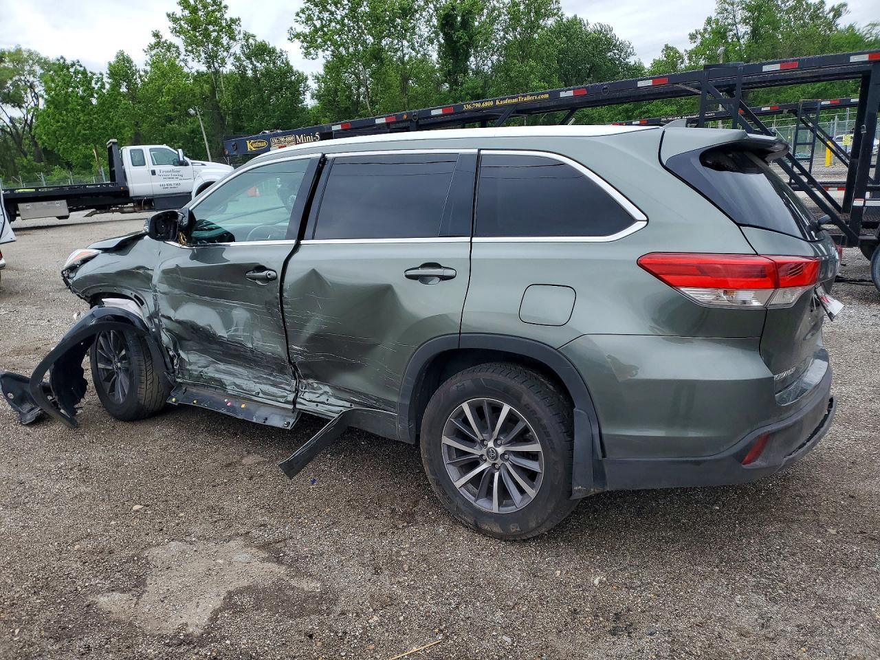 2018 Toyota Highlander Xle - Фото 2