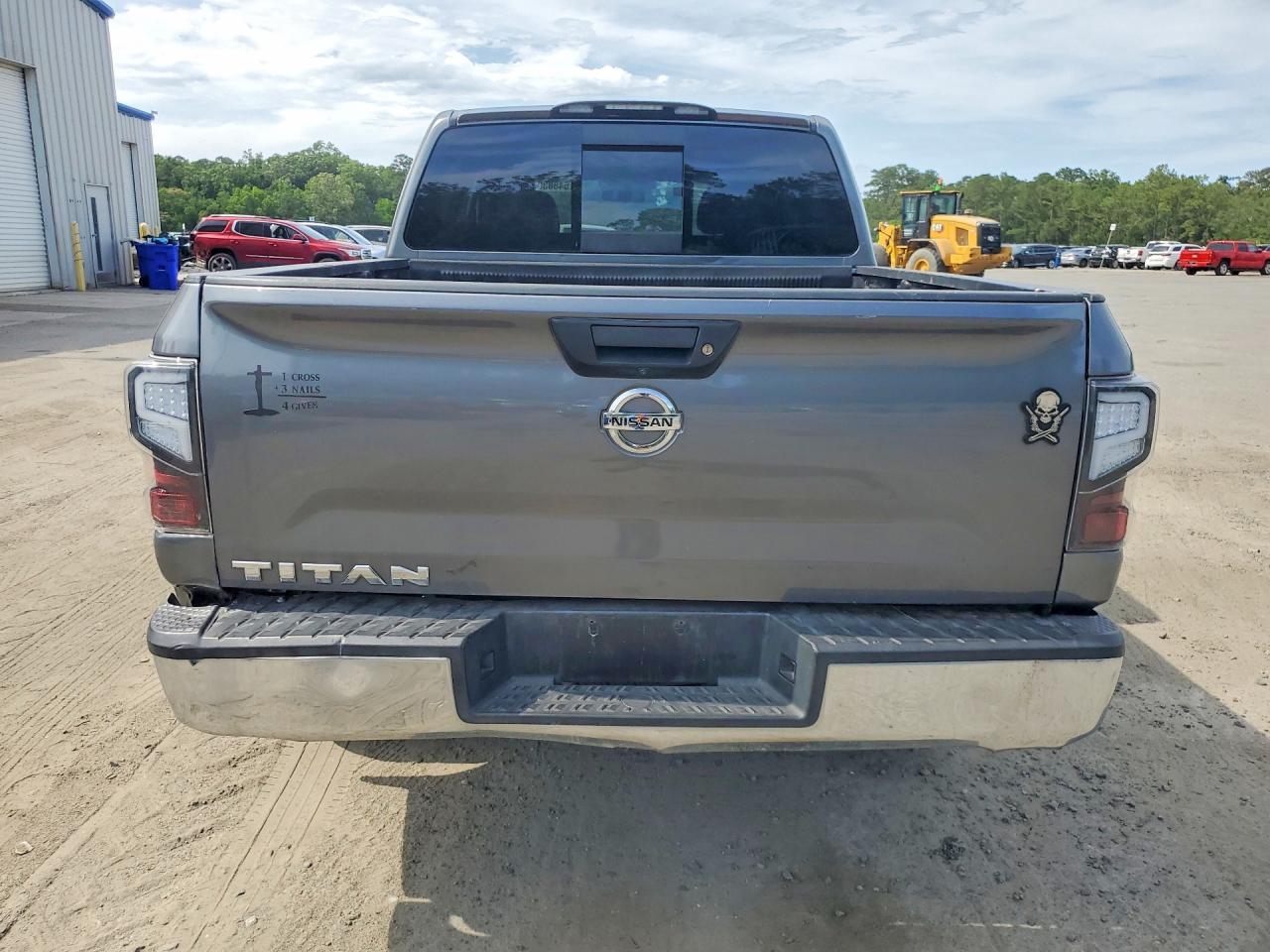 2017 Nissan Titan S - Image 6