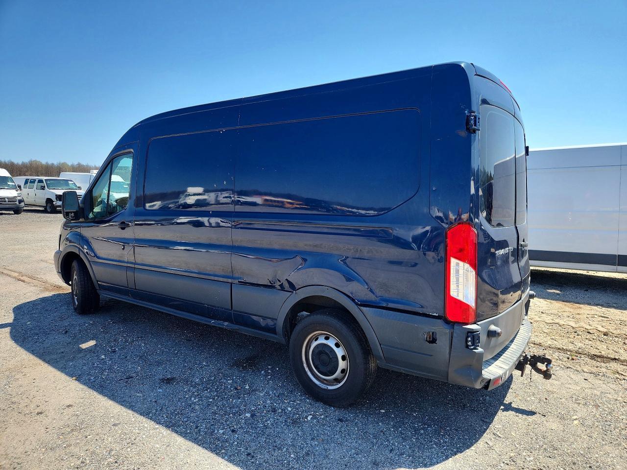 2015 Ford Transit T-350 - Фото 2