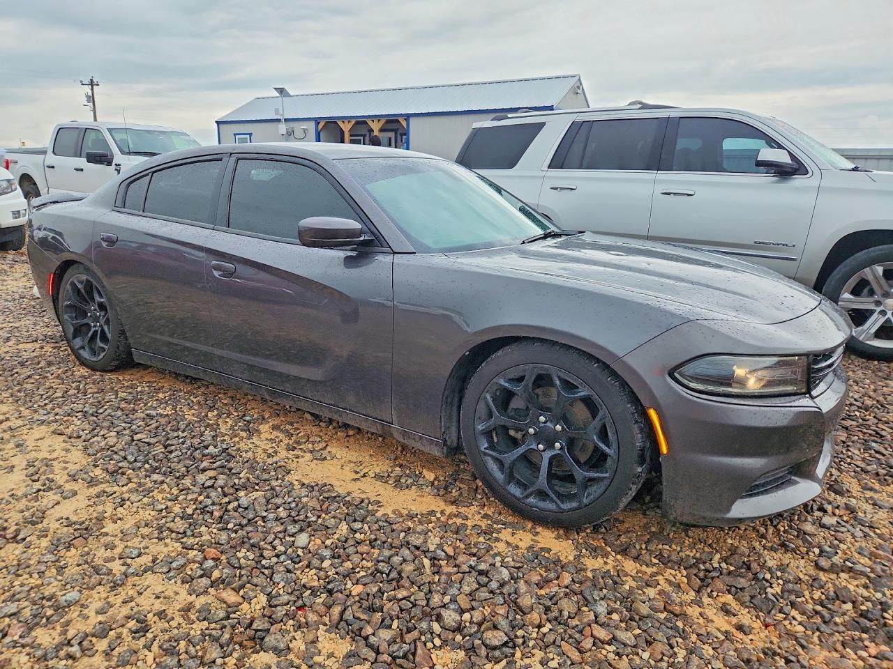 2019 Dodge Charger Sxt - Image 4