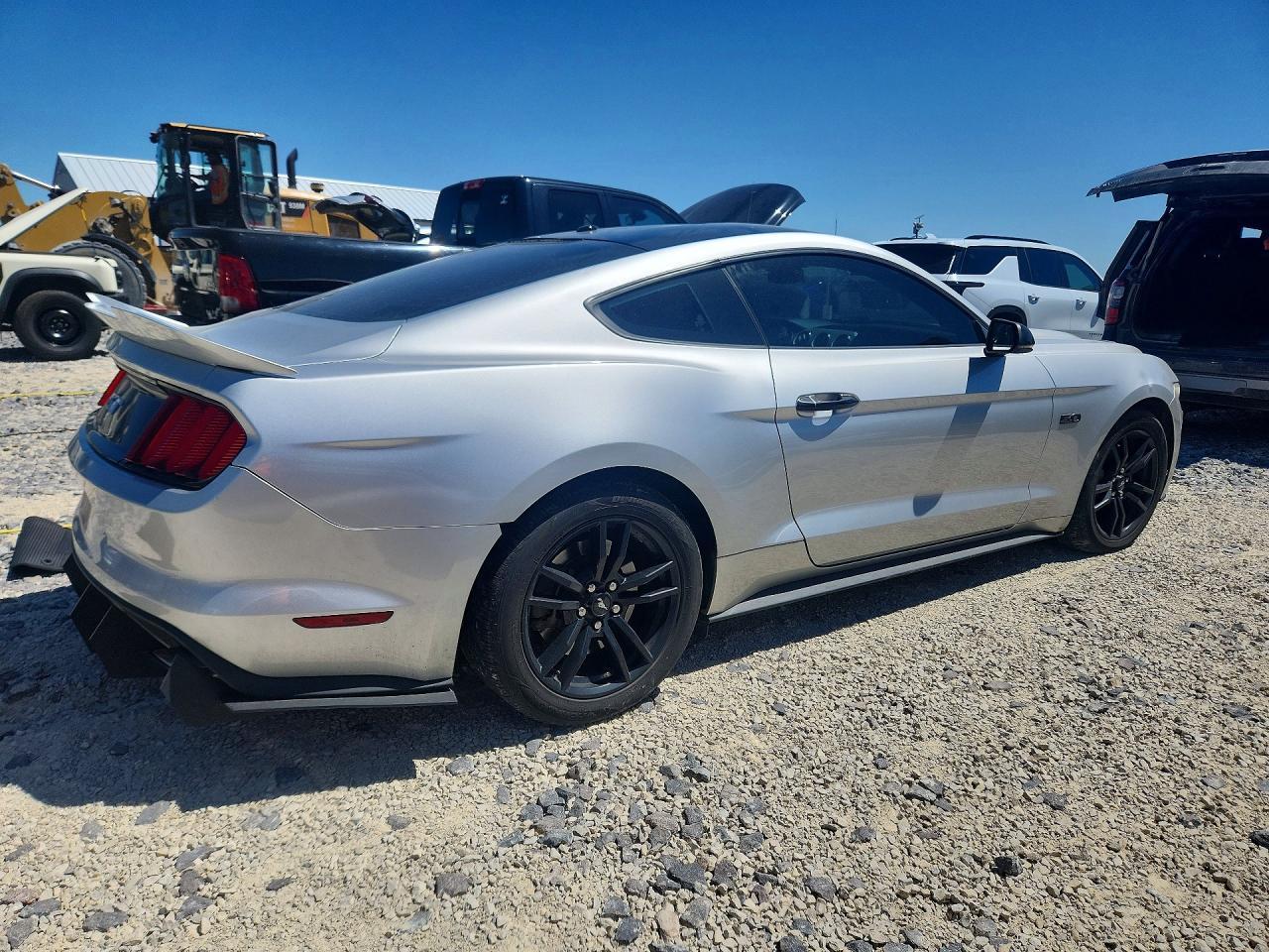 2016 Ford Mustang Gt - Фото 3