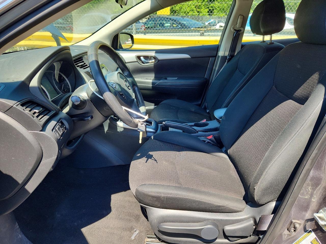 2019 Nissan Sentra S - Image 7