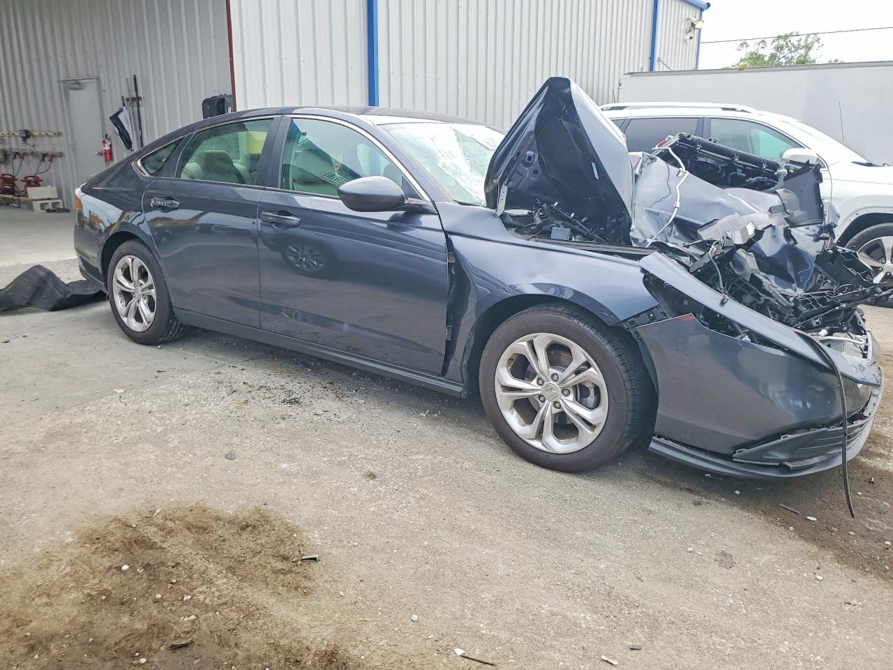2025 Honda Accord Lx - Фото 4