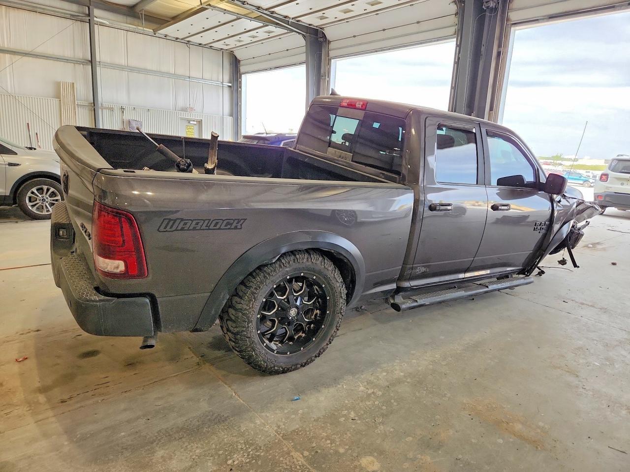 2019 Ram 1500 Classic Slt - Image 3