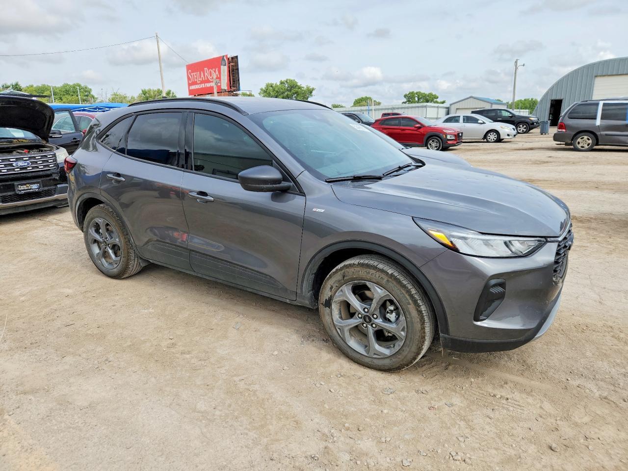 2025 Ford Escape St Line - Фото 4
