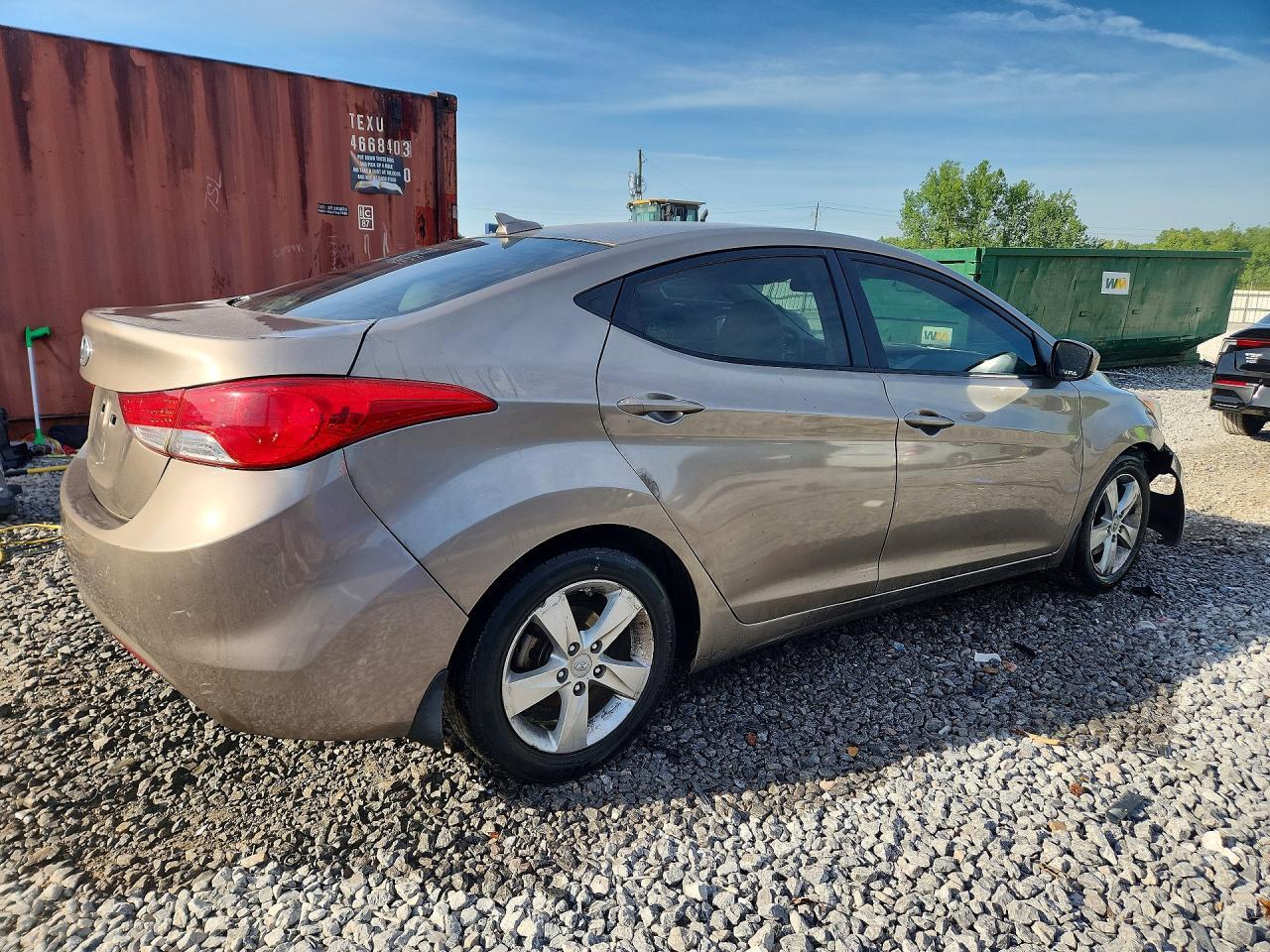 2013 Hyundai Elantra Gls - Фото 3