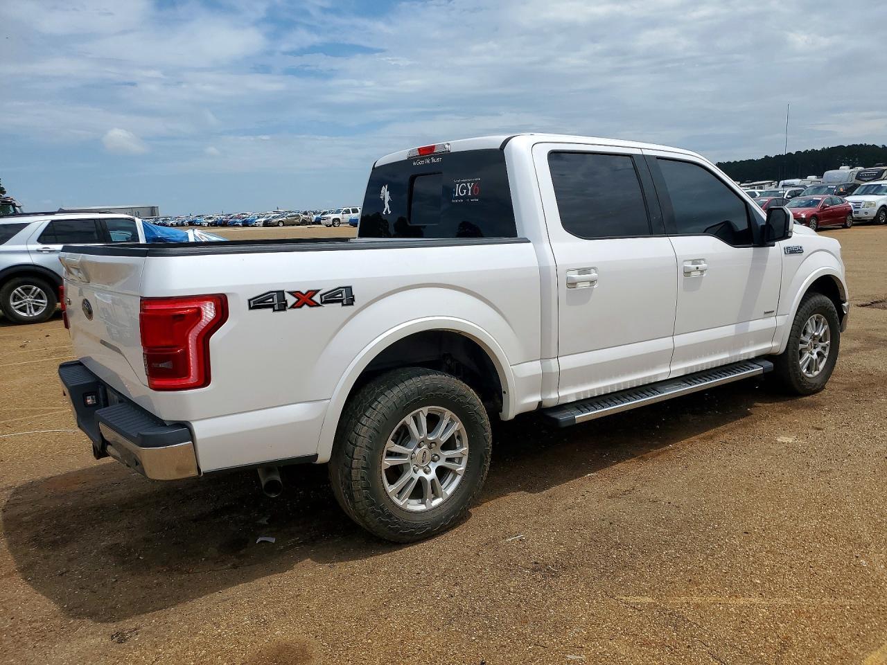 2015 Ford F150 Supercrew - Image 3
