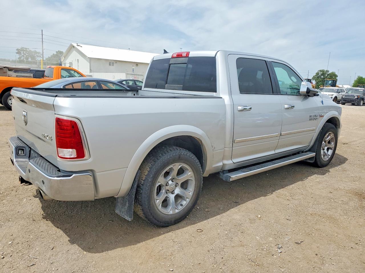 2013 Ram 1500 Laramie - Фото 3