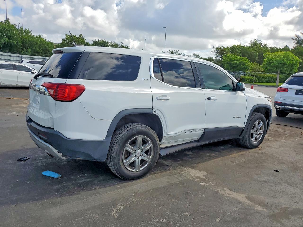 2018 GMC Acadia Sle - Фото 3