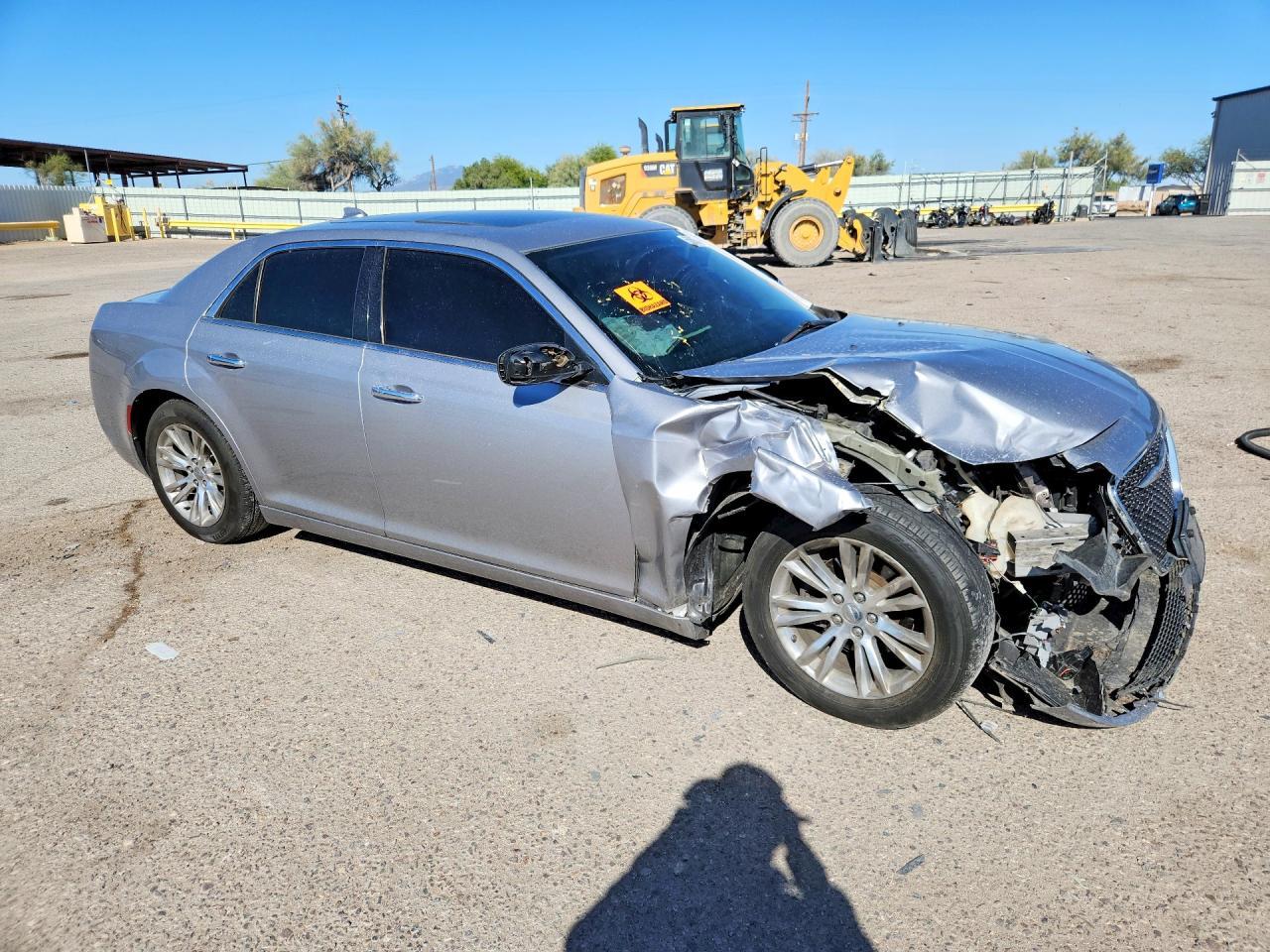 2016 Chrysler 300C - Фото 4
