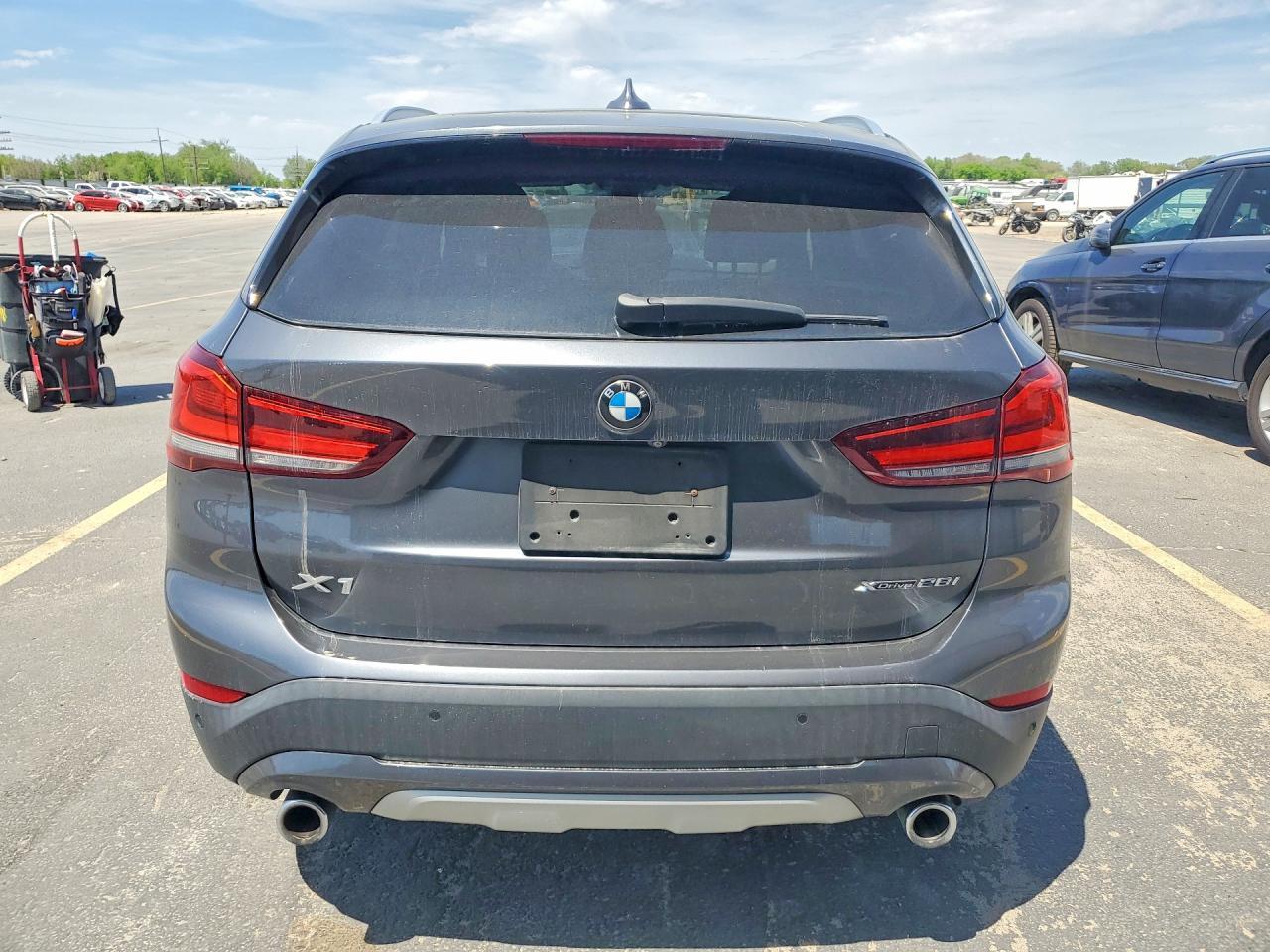 2021 BMW X1 xDrive28I - Фото 6