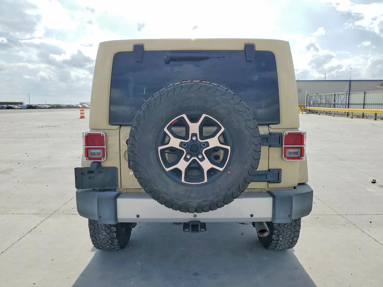 2011 Jeep Wrangler Unlimited - Image 6