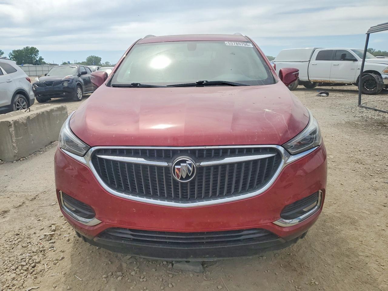 2018 Buick Enclave Essence - Image 5