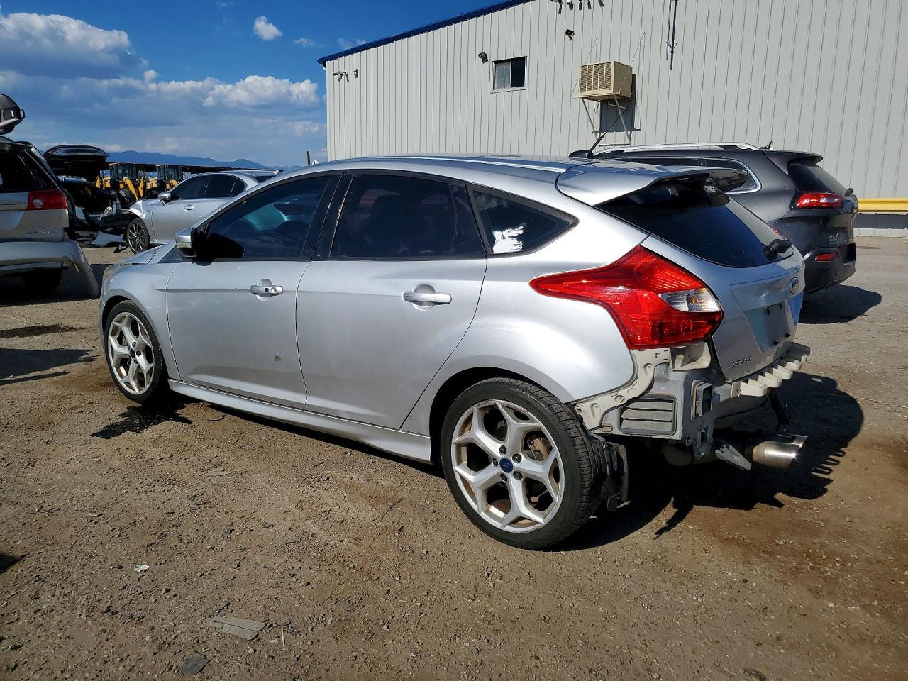 2014 Ford Focus St - Image 2