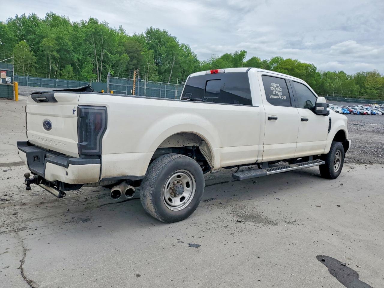 2017 Ford F350 Super Duty - Image 3
