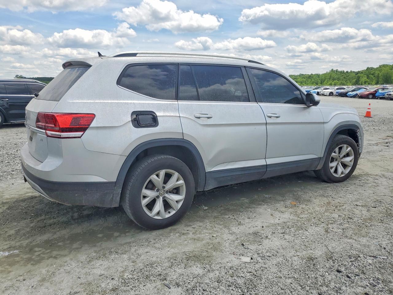 2018 Volkswagen Atlas Se - Image 3