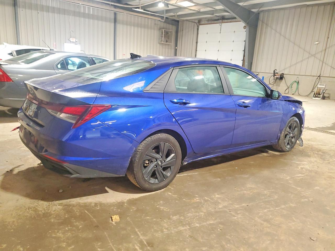 2022 Hyundai Elantra Sel - Image 3