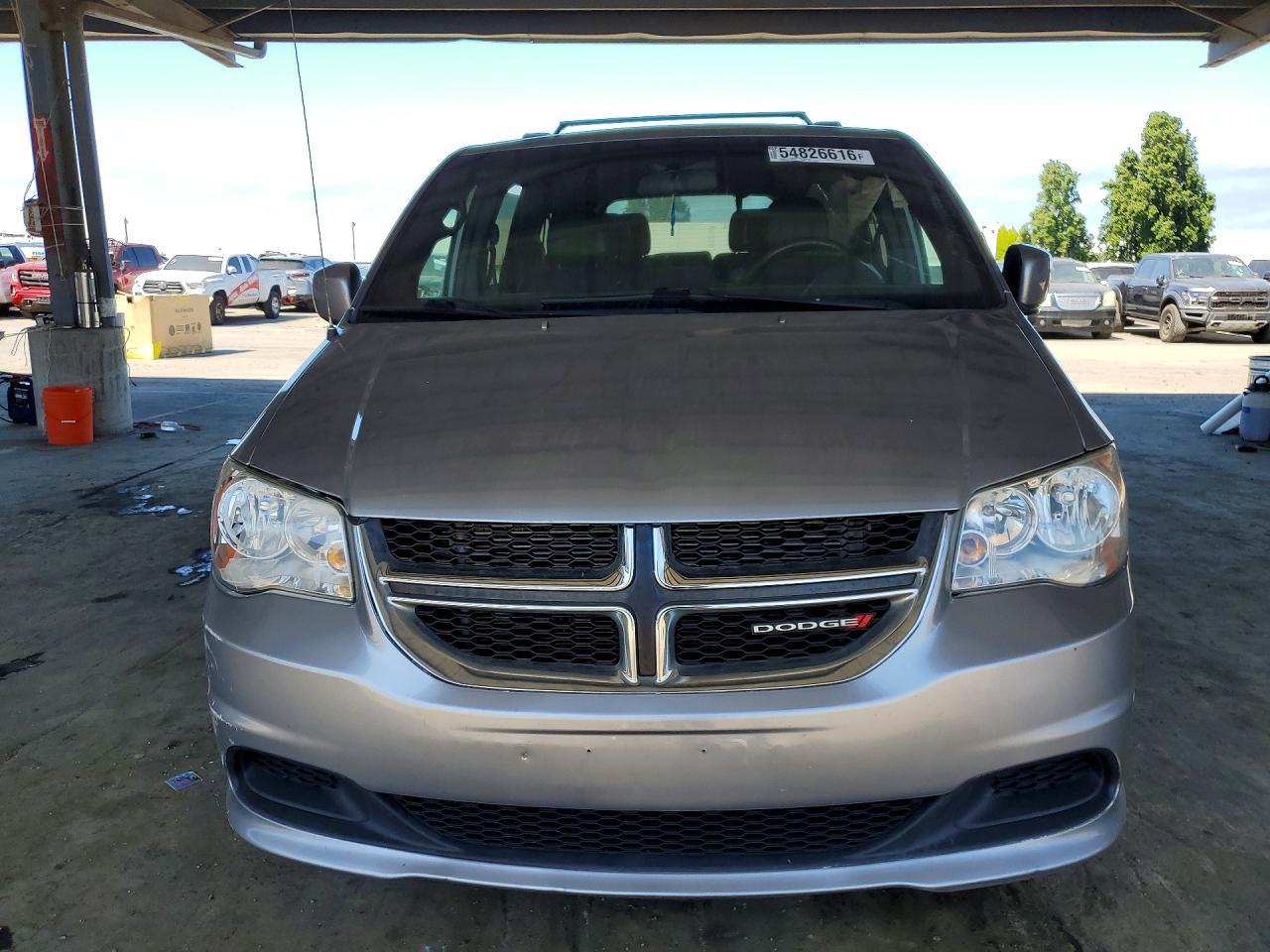 2016 Dodge Grand Caravan R - Image 5