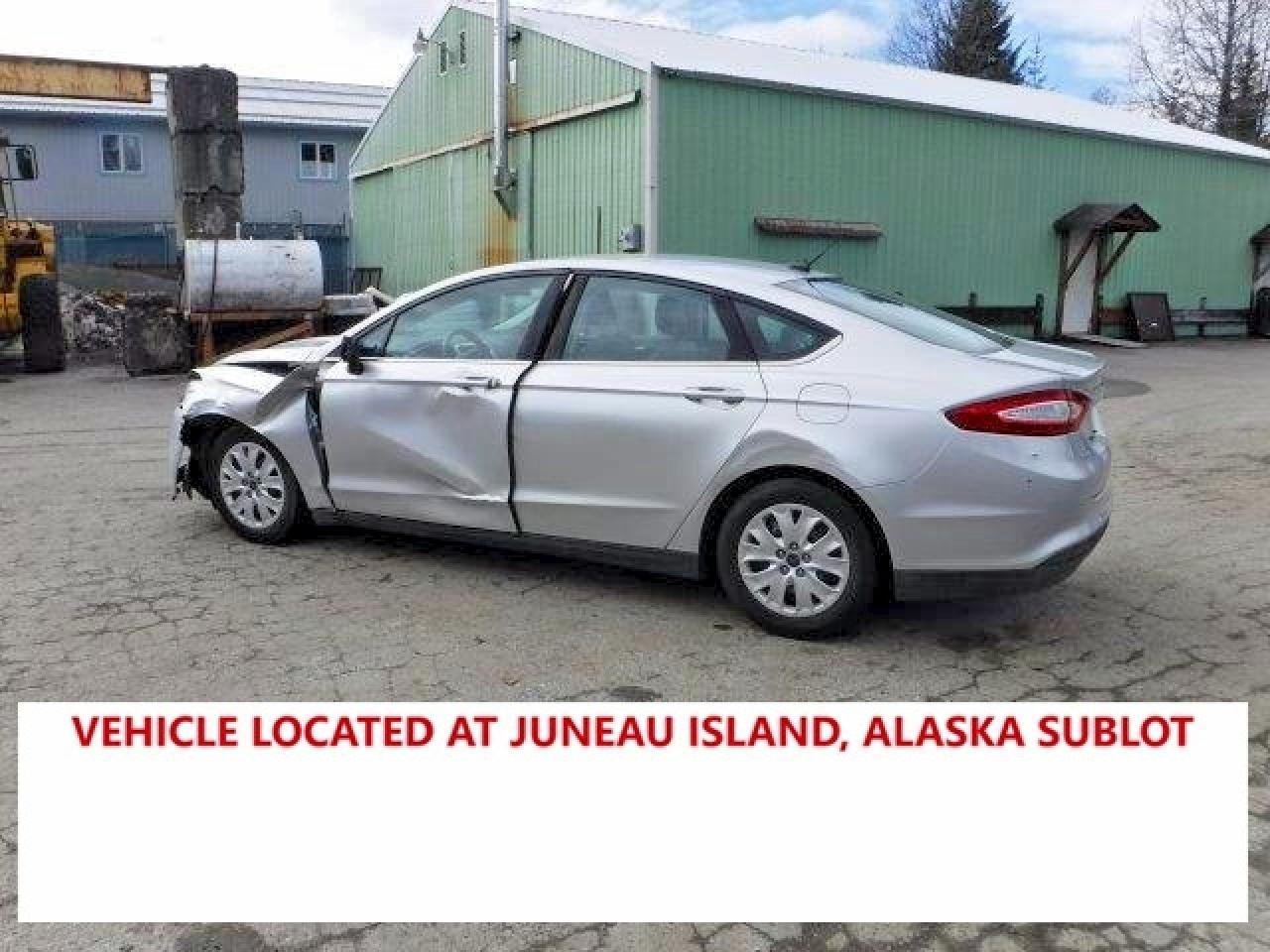 2014 Ford Fusion S - Фото 2