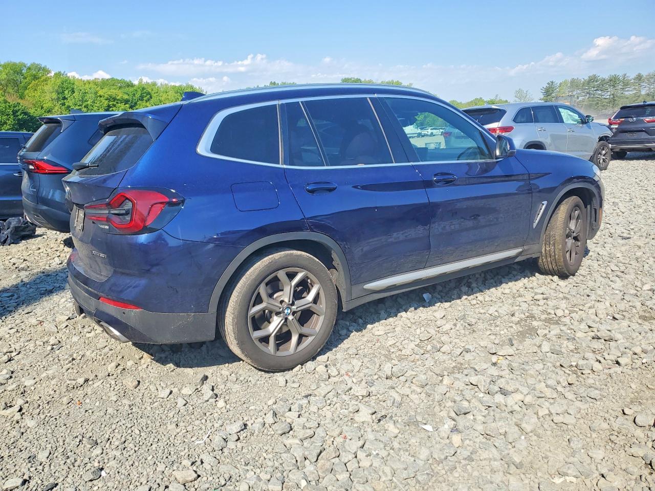 2022 BMW X3 xDrive30I - Фото 3