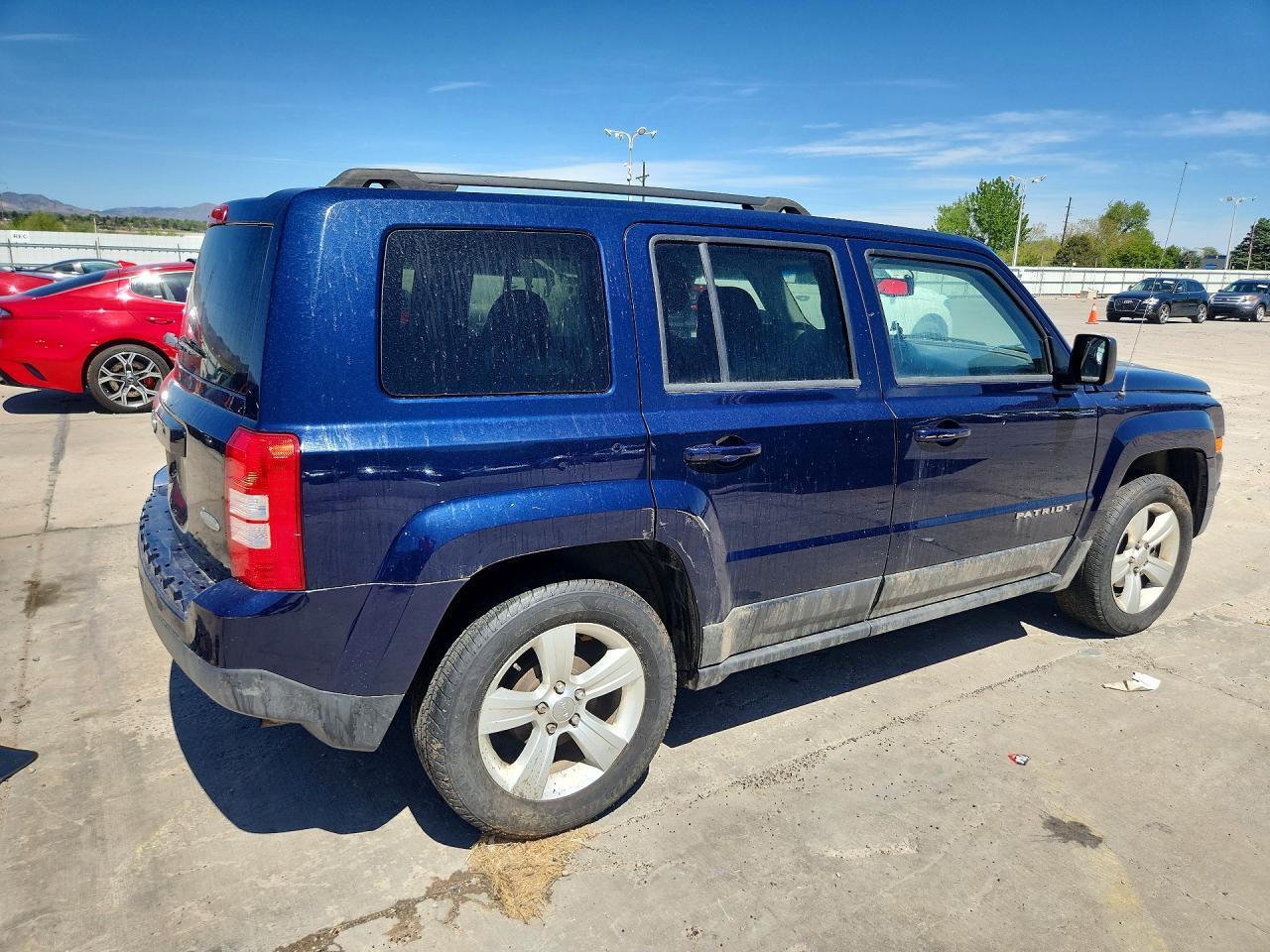 2016 Jeep Patriot Latitude - Image 3