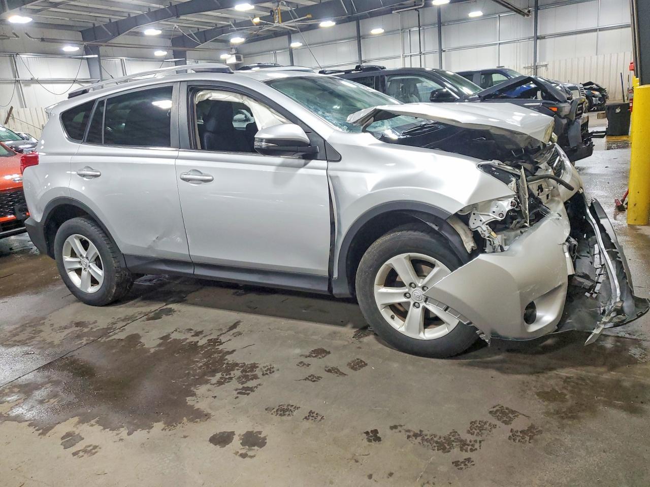 2013 Toyota Rav4 Xle - Image 4