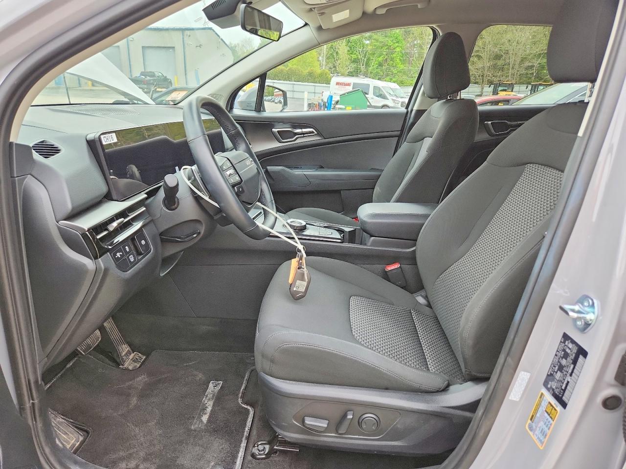 2026 Kia Sportage S - Фото 7