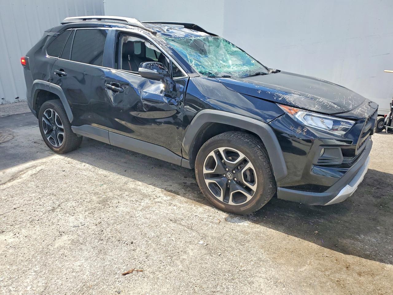 2021 Toyota Rav4 Adventure - Image 4
