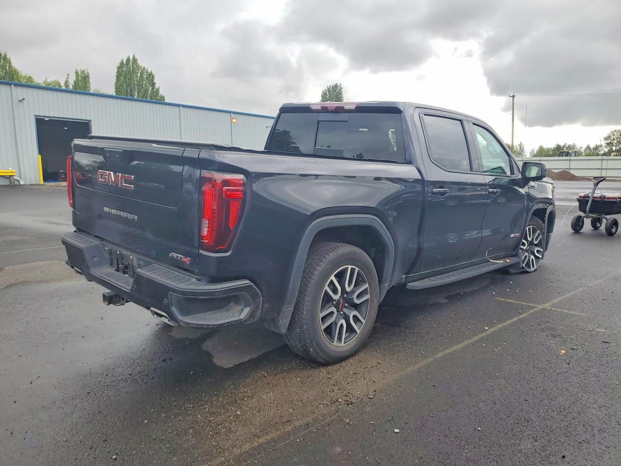 2023 GMC Sierra K1500 At4 - Image 3