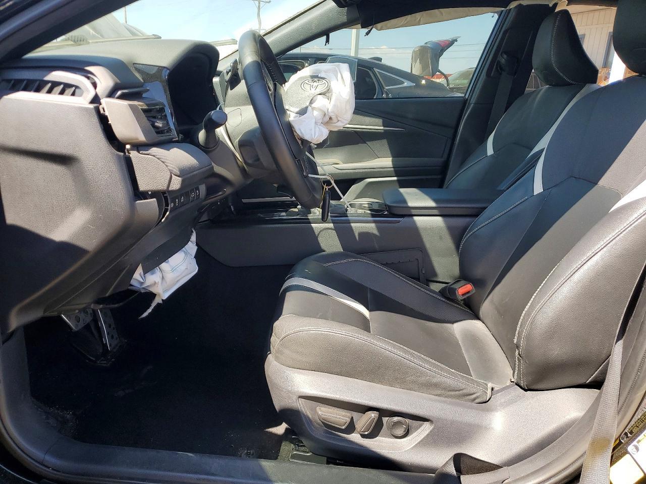 2025 Toyota Camry Se - Фото 7