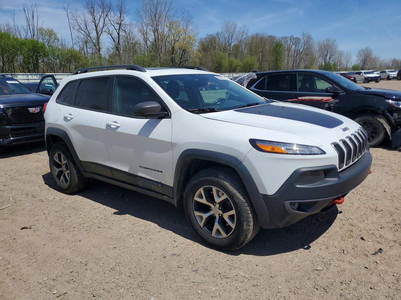 2015 Jeep Cherokee Trailhawk - Image 4