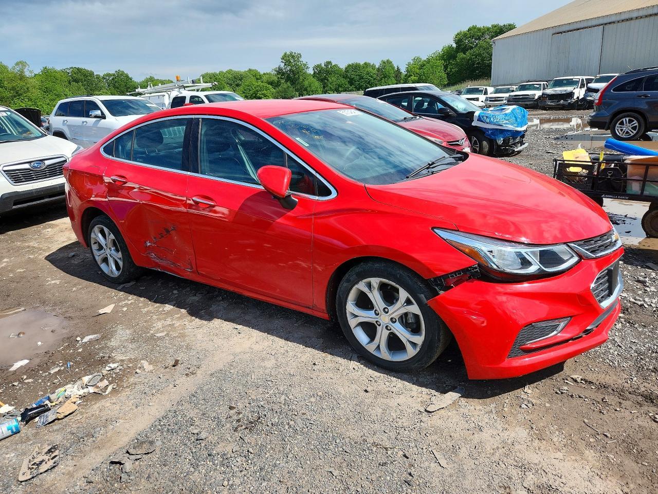 2017 Chevrolet Cruz - Фото 4