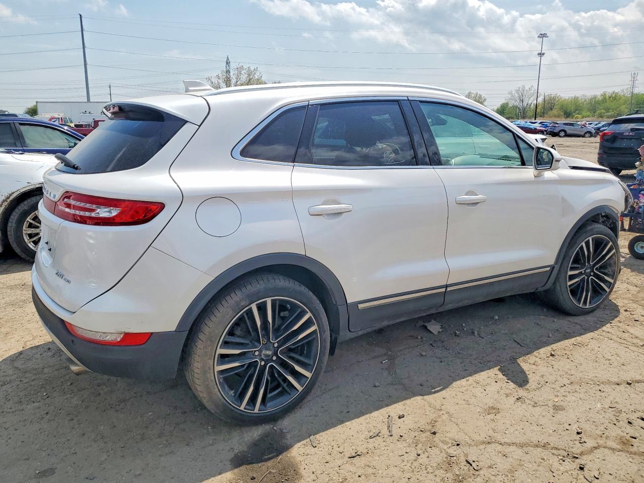 2018 Lincoln Mkc Reserve - Image 3