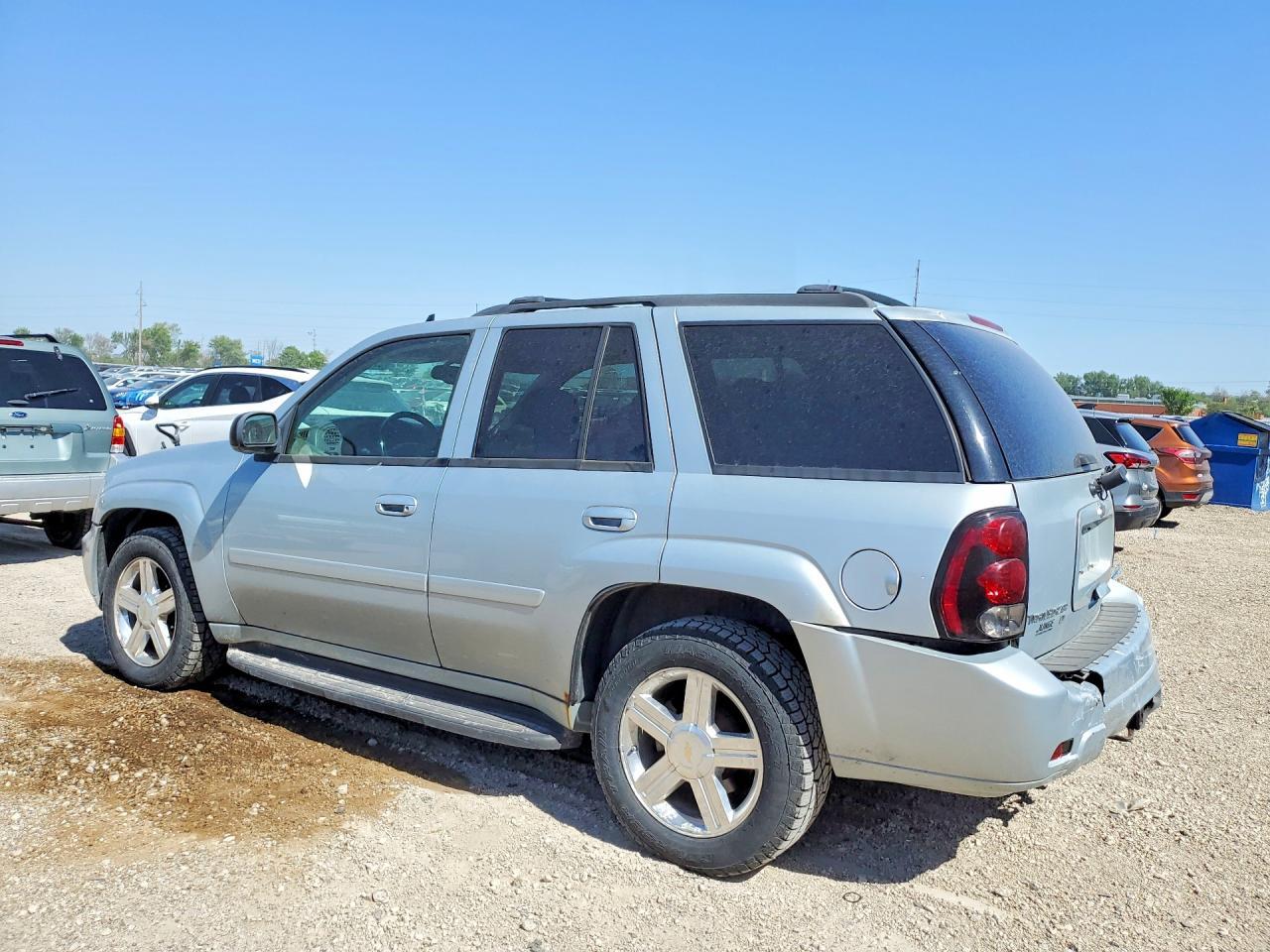 2008 Chevrolet Trailblazer Ls - Image 2