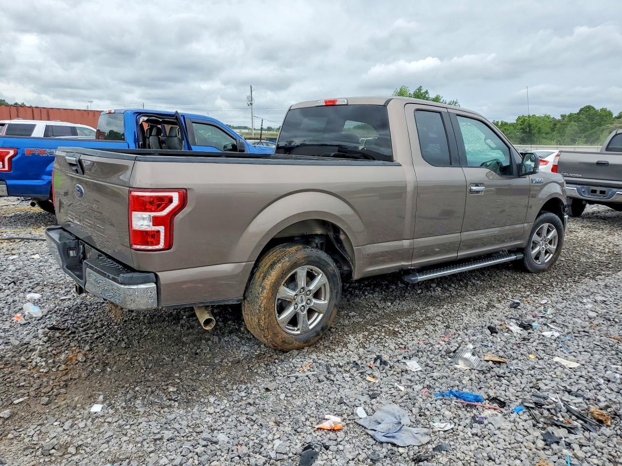 2018 Ford F150 Super Cab - Image 3