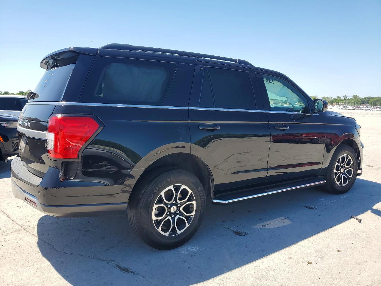 2023 Ford Expedition Xlt - Фото 3