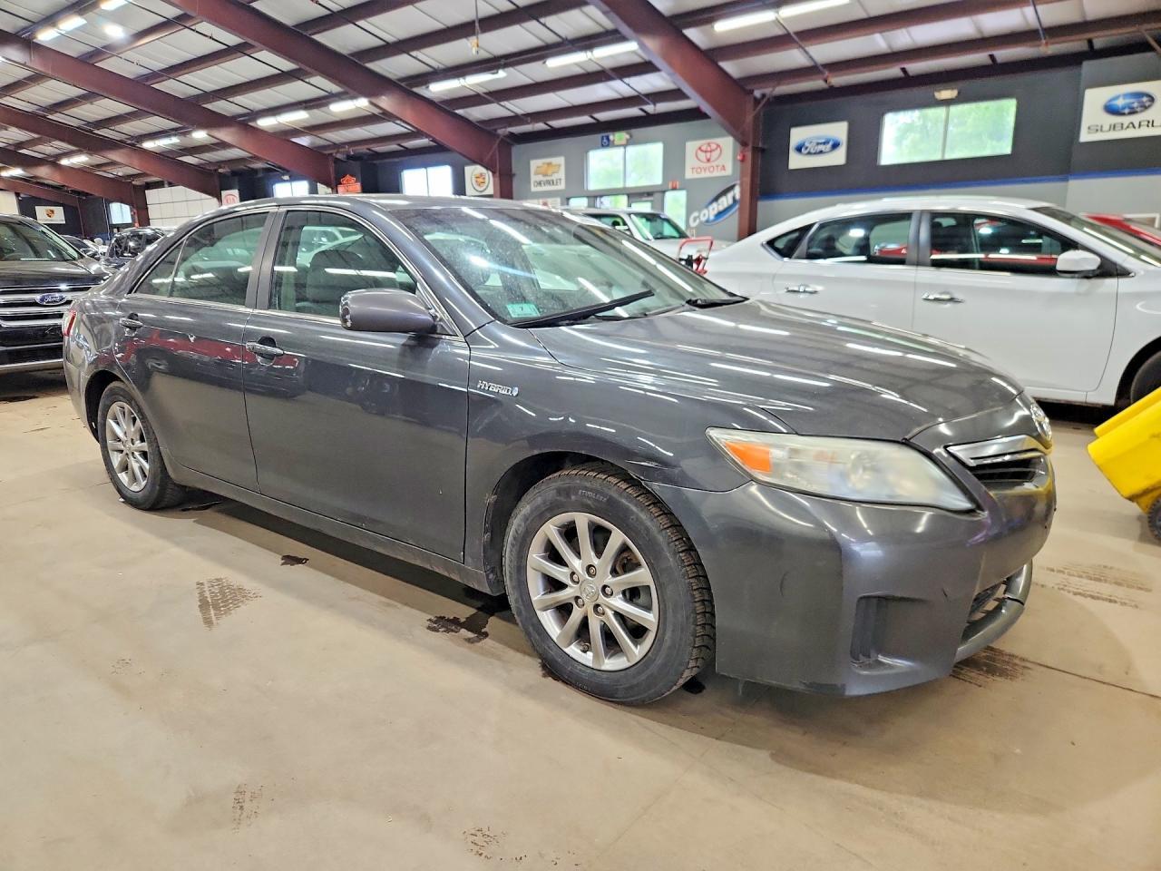 2011 Toyota Camry Hybrid - Фото 4